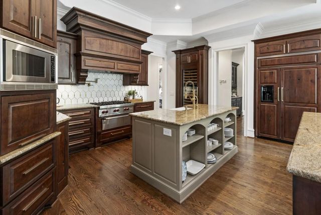 $2,300,000 | 2810 Manor Bridge Drive, Milton, GA 30004