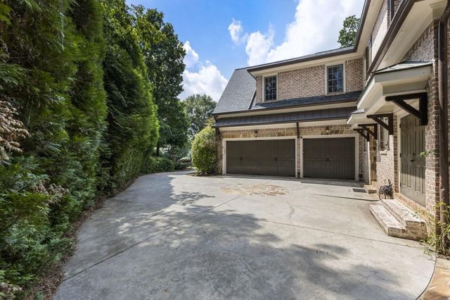 $2,300,000 | 2810 Manor Bridge Drive, Milton, GA 30004