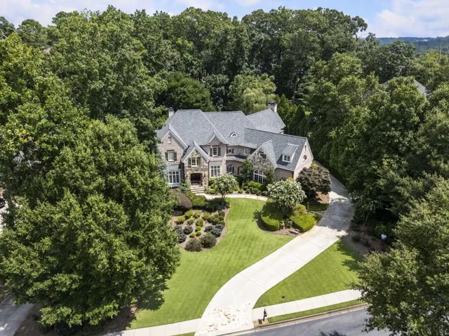 $2,275,000 | 2810 Manor Bridge Drive, Milton, GA 30004