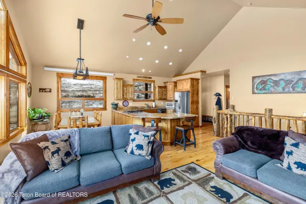 $1,299,000 | 140 Marten Place, Alpine, WY 83128
