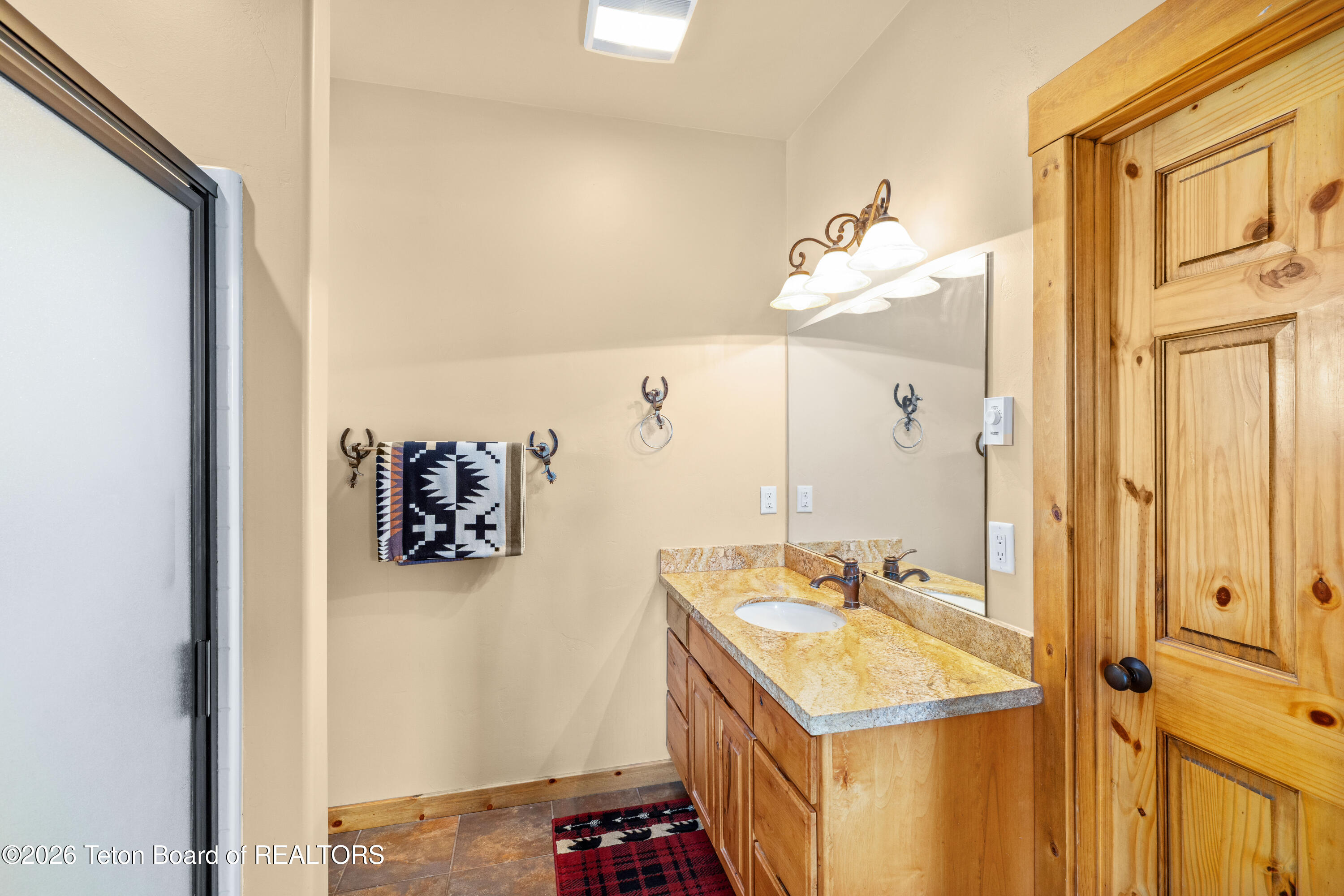 140 Marten Place Alpine, WY 83128 - Photo 18 of 45 IMG_1454