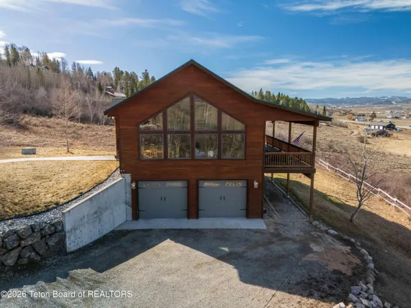 $1,299,000 | 140 Marten Place, Alpine, WY 83128