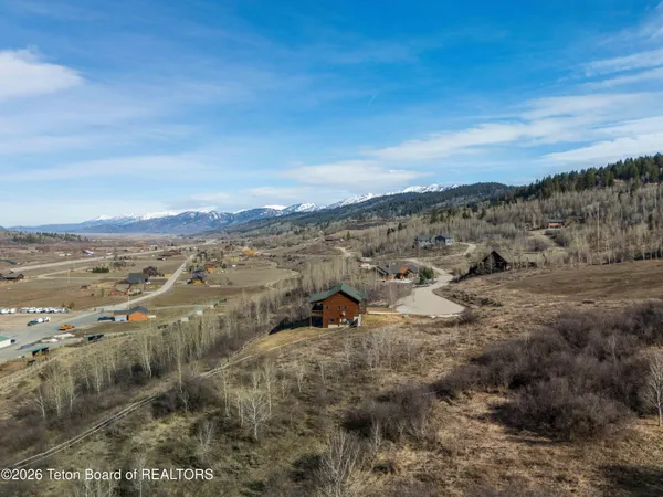 $1,299,000 | 140 Marten Place, Alpine, WY 83128
