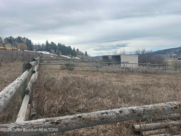 $1,299,000 | 140 Marten Place, Alpine, WY 83128