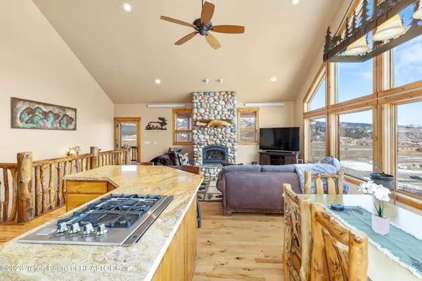 $1,299,000 | 140 Marten Place, Alpine, WY 83128