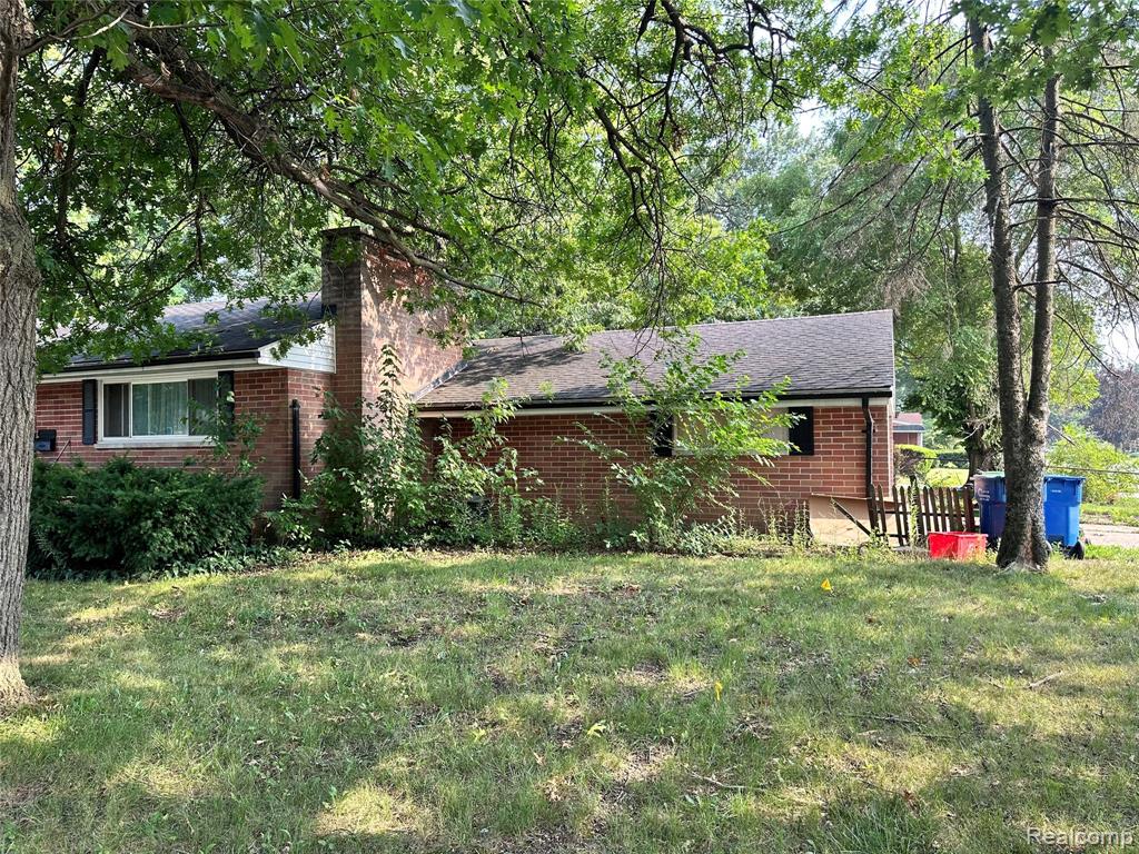 4656 Toepfer Road Warren, MI 48091 - Photo 2 of 10