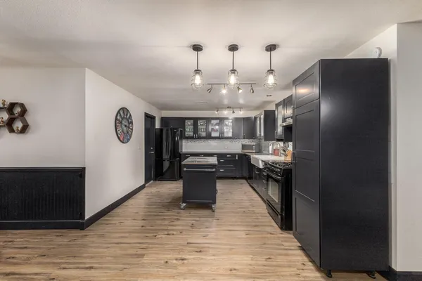 $3,500 | 617 East Ellis Drive, Tempe, AZ 85282