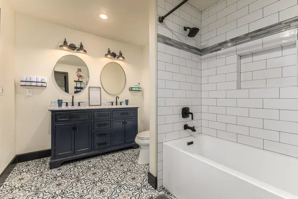 $3,500 | 617 East Ellis Drive, Tempe, AZ 85282