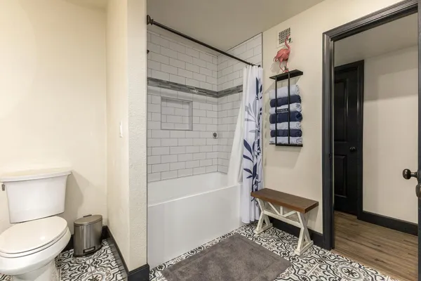 $3,500 | 617 East Ellis Drive, Tempe, AZ 85282