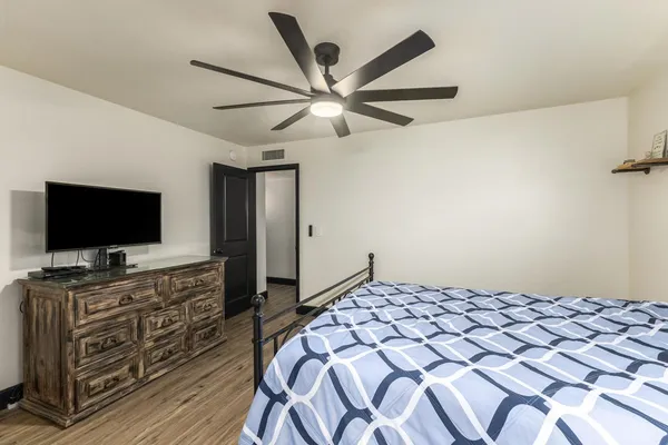 $3,500 | 617 East Ellis Drive, Tempe, AZ 85282