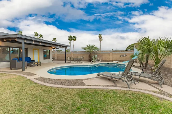 $3,500 | 617 East Ellis Drive, Tempe, AZ 85282