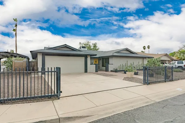 $3,500 | 617 East Ellis Drive, Tempe, AZ 85282
