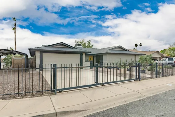 $3,500 | 617 East Ellis Drive, Tempe, AZ 85282