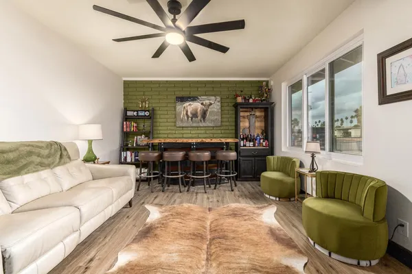 $3,500 | 617 East Ellis Drive, Tempe, AZ 85282