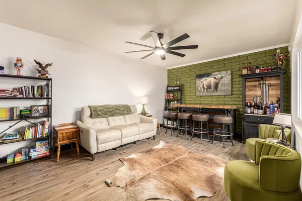 $3,500 | 617 East Ellis Drive, Tempe, AZ 85282