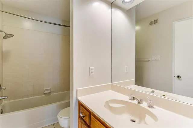 $1,550 | 5731 Bramblewood Court, Arlington, TX 76017