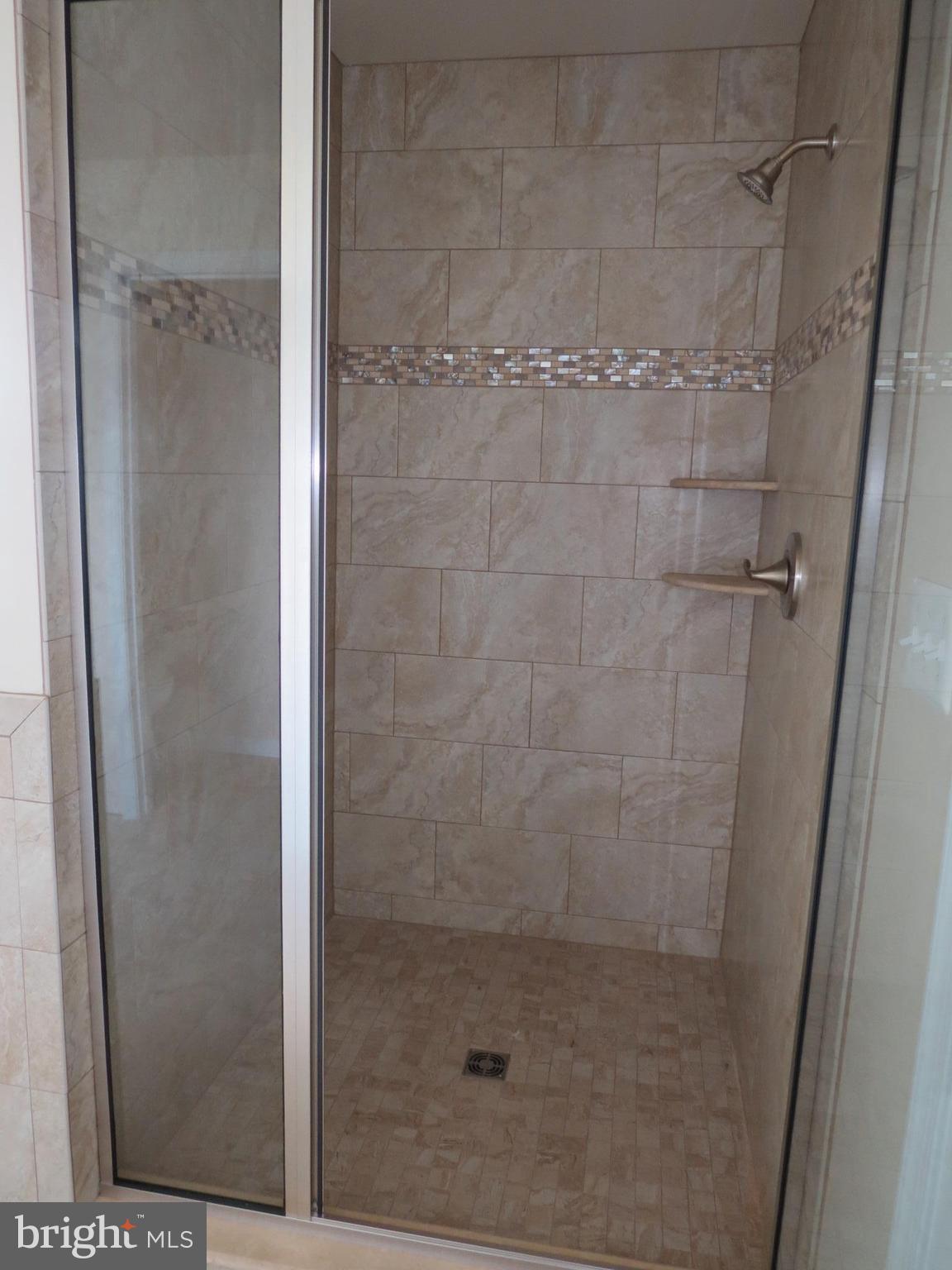 41 Wind Ridge Road Mount Airy, MD 21771 - Photo 18 of 30 m bath large shower tiles floor