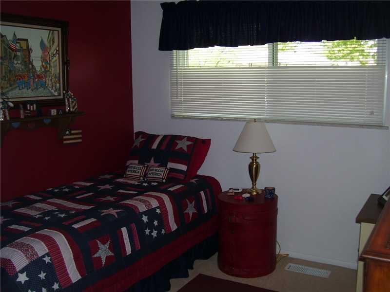 7630 Brehob Road Indianapolis, IN 46217 - Photo 17 of 22 Gallery Image 17