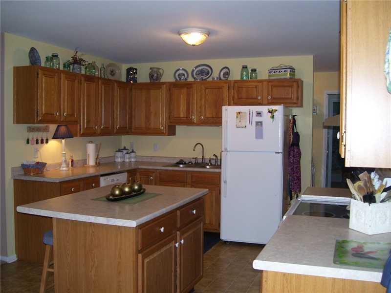 7630 Brehob Road Indianapolis, IN 46217 - Photo 9 of 22 Gallery Image 9