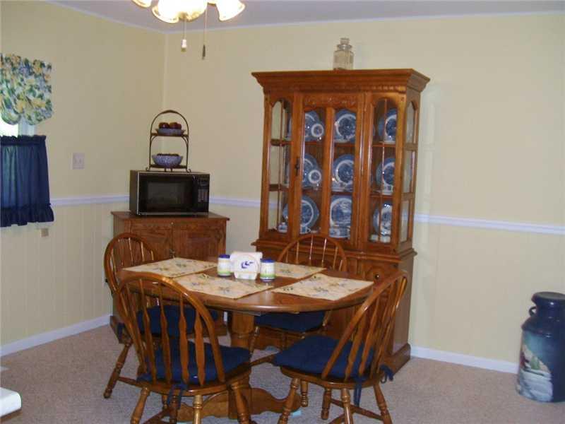 7630 Brehob Road Indianapolis, IN 46217 - Photo 10 of 22 Gallery Image 10