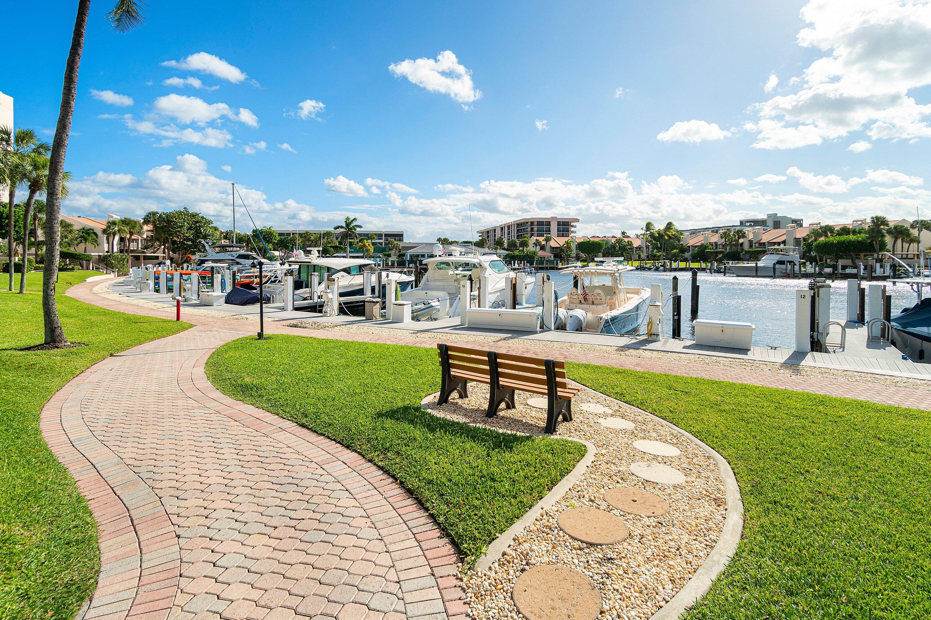 2717 North Ocean Boulevard, Unit 80 Boca Raton, FL 33431 - Photo 42 of 44 Community marina