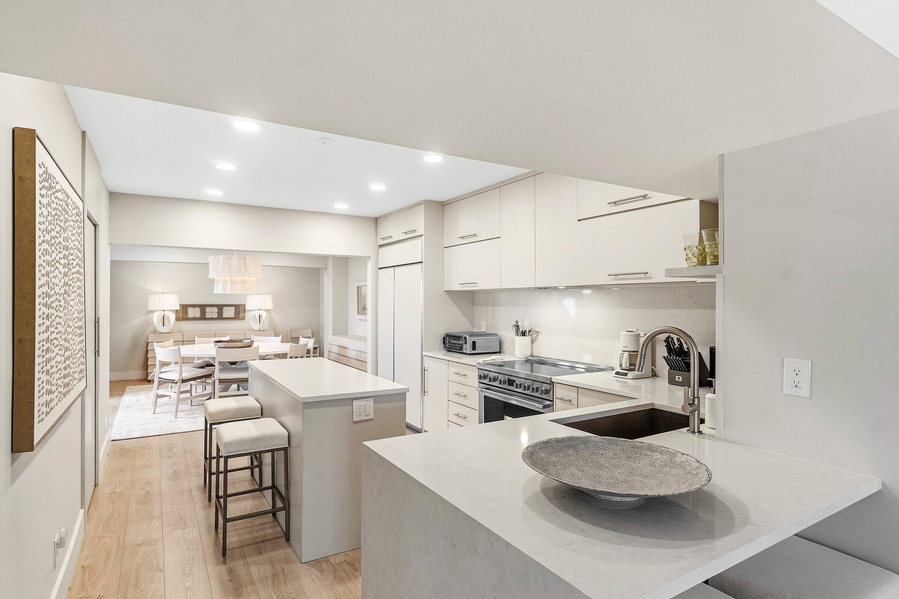 2717 North Ocean Boulevard, Unit 80 Boca Raton, FL 33431 - Photo 10 of 44 012-2717NorthOceanBoulevard-8-BocaRaton-