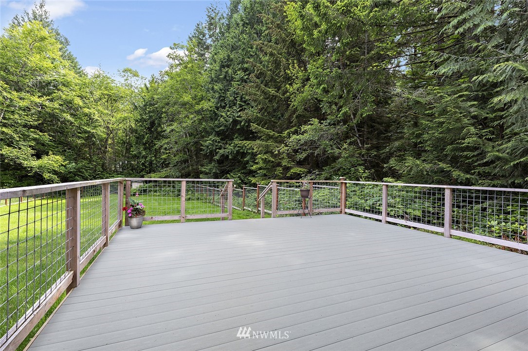 6407 Northeast Marshall Road Bainbridge Island, WA 98110 - Photo 12 of 32 Gallery Image 12