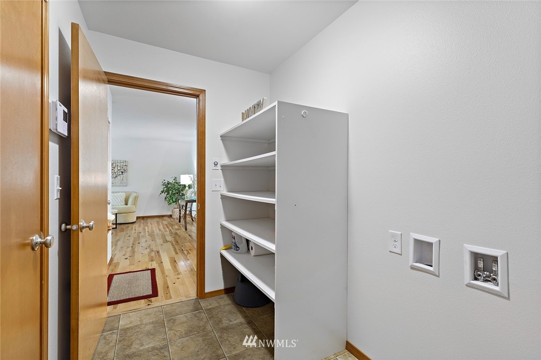 6407 Northeast Marshall Road Bainbridge Island, WA 98110 - Photo 24 of 32 Gallery Image 24