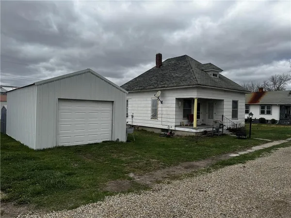 $77,000 | 110 North Main Street, Ravenwood, MO 64479