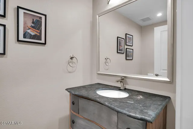 $2,599,900 | 4953 Kilburn Court, Oak Park, CA 91377