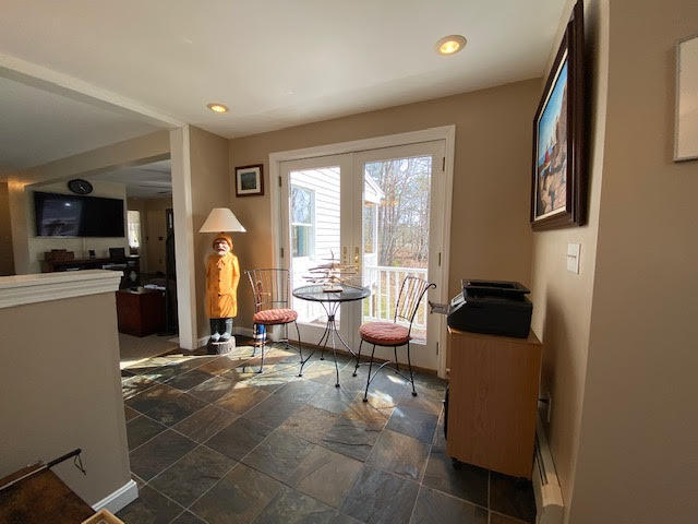 279 Indian Point Road Georgetown, ME 04548 - Photo 24 of 84 Breakfast Nook