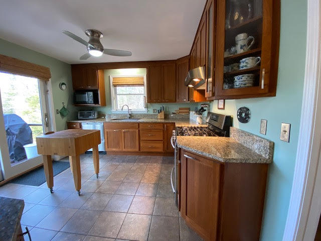 279 Indian Point Road Georgetown, ME 04548 - Photo 26 of 84 Kitchen