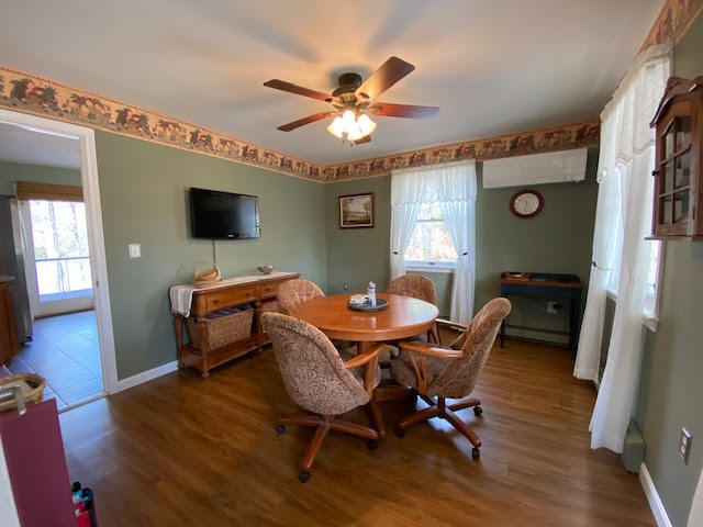279 Indian Point Road Georgetown, ME 04548 - Photo 35 of 84 Dining Room
