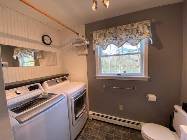 279 Indian Point Road Georgetown, ME 04548 - Photo 38 of 84 First Floor Laundry