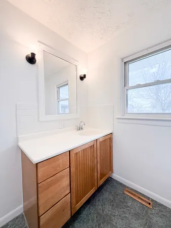 $174,900 | 2308 2010 East, Watseka, IL 60970