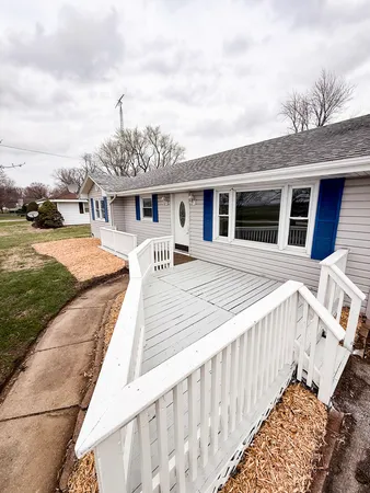 $174,900 | 2308 2010 East, Watseka, IL 60970