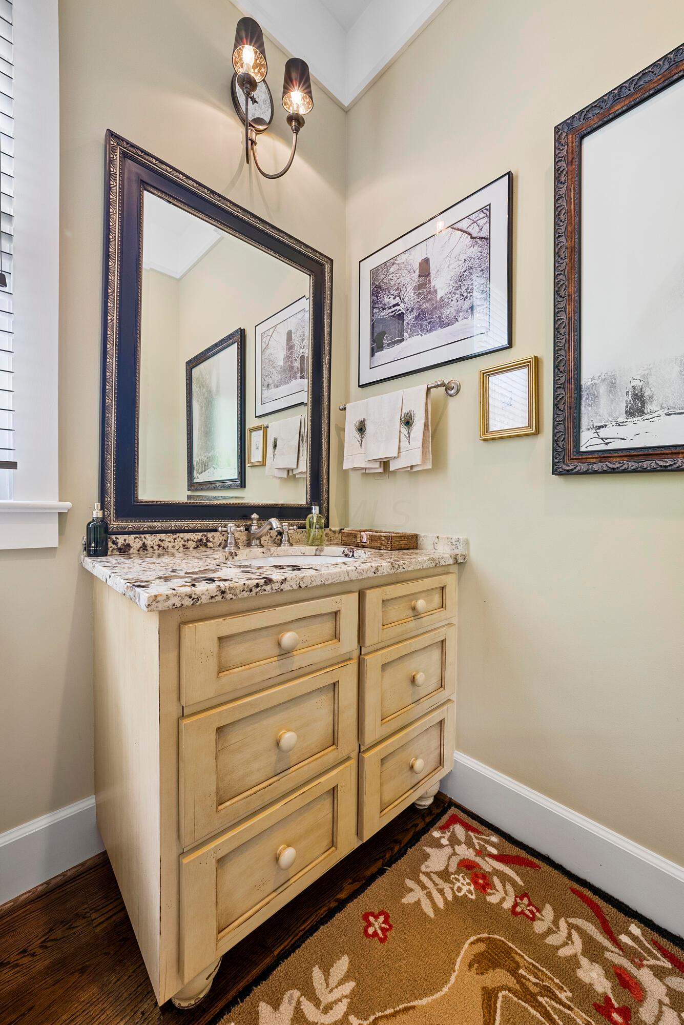 5260 Olentangy River Road Delaware, OH 43015 - Photo 23 of 54 Entry Half Bath