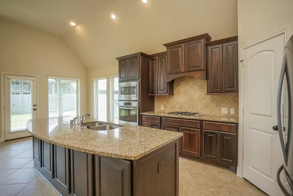 $2,700 | 1215 Watercrest Park Lane, Rosenberg, TX 77471