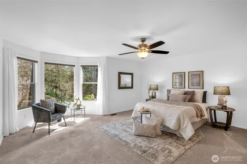 $1,299,000 | 3915 245th Court Southeast, Sammamish, WA 98029