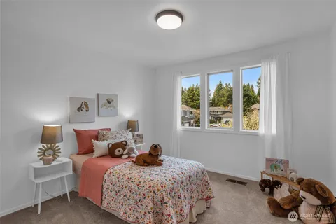 $1,299,000 | 3915 245th Court Southeast, Sammamish, WA 98029