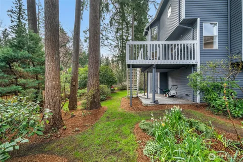 $1,299,000 | 3915 245th Court Southeast, Sammamish, WA 98029