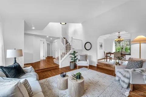 $1,299,000 | 3915 245th Court Southeast, Sammamish, WA 98029