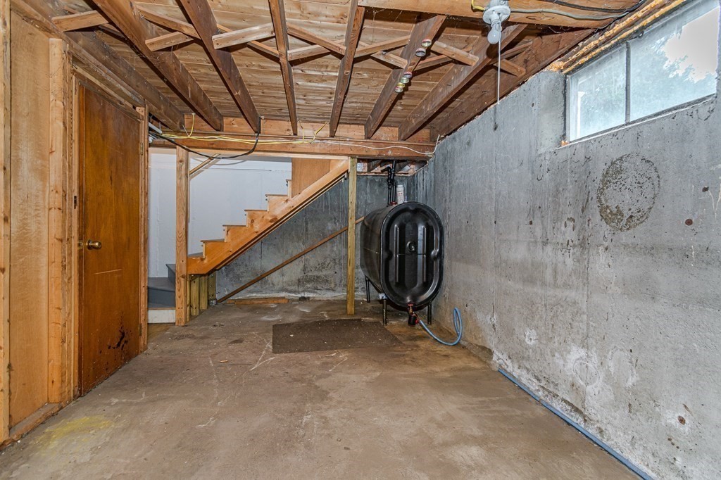 8 Virginia Road Tewksbury, MA 01876 - Photo 18 of 25 Gallery Image 18