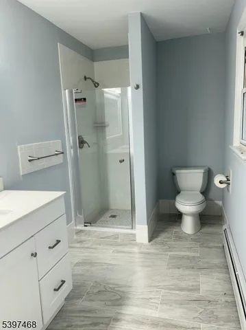 $3,600 | 370 Knickerbocker Avenue, Unit 2, Paterson, NJ 07503