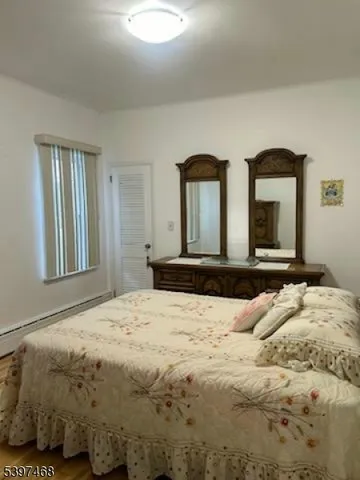 $3,600 | 370 Knickerbocker Avenue, Unit 2, Paterson, NJ 07503