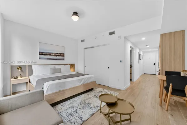 $435,000 | 225 North Miami Avenue, Unit 308, Miami, FL 33128