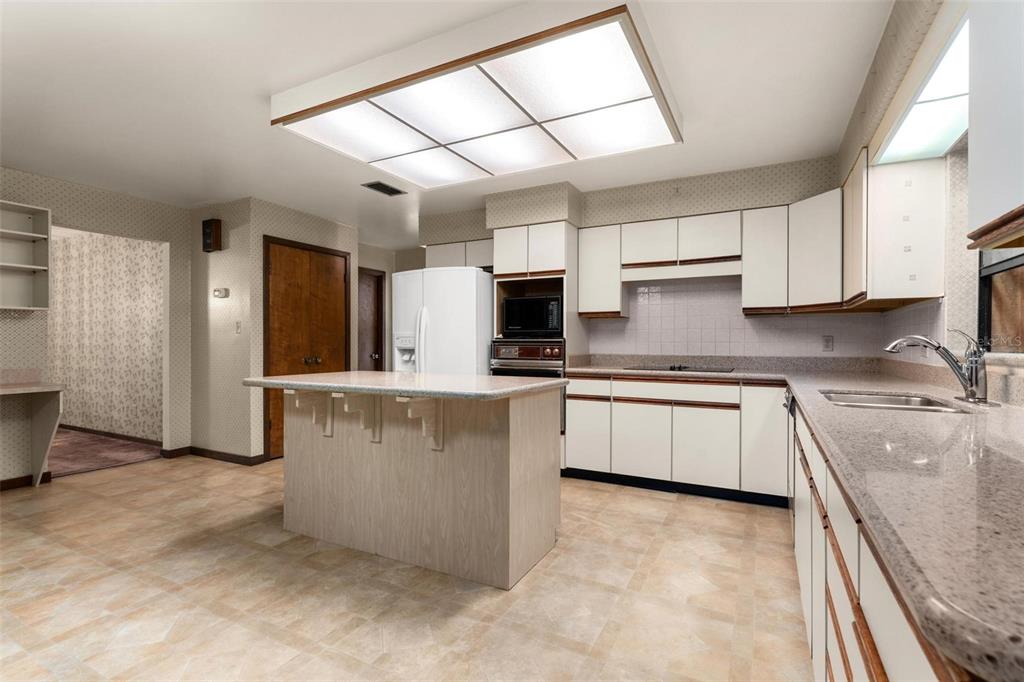 202 Bedford Road Altamonte Springs, FL 32714 - Photo 14 of 62 Gallery Image 14