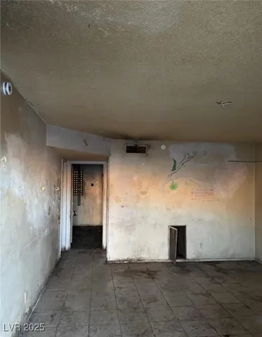 $339,900 | 709 G Street, Las Vegas, NV 89106