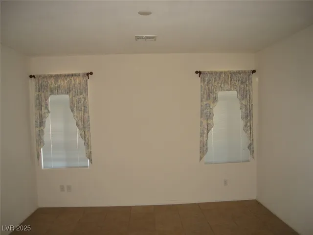 $2,530 | 2400 Indian Pony Court, Henderson, NV 89052