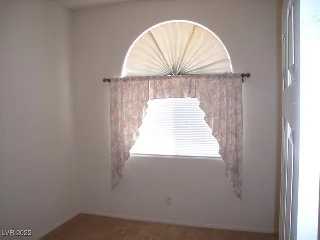 $2,530 | 2400 Indian Pony Court, Henderson, NV 89052